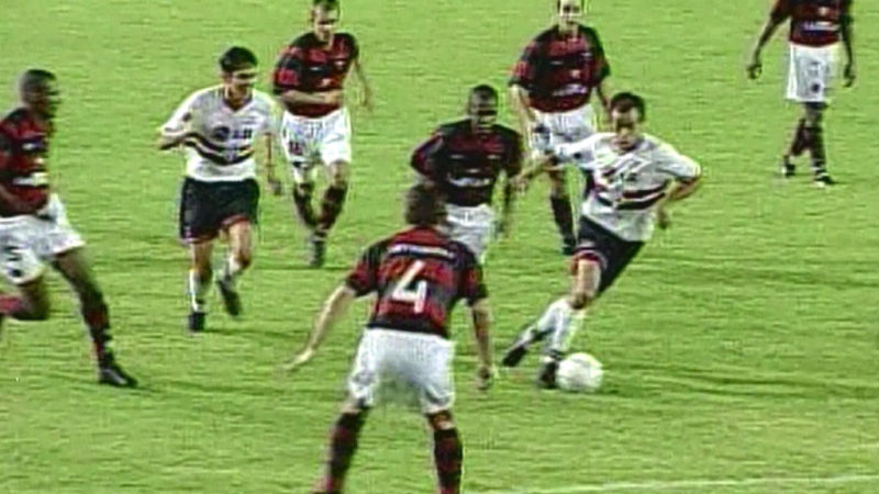 Band exibe Flamengo e São Paulo na final da Copa dos Campeões de 2001