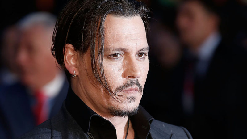 Johnny Depp é demitido da Warner Bros
