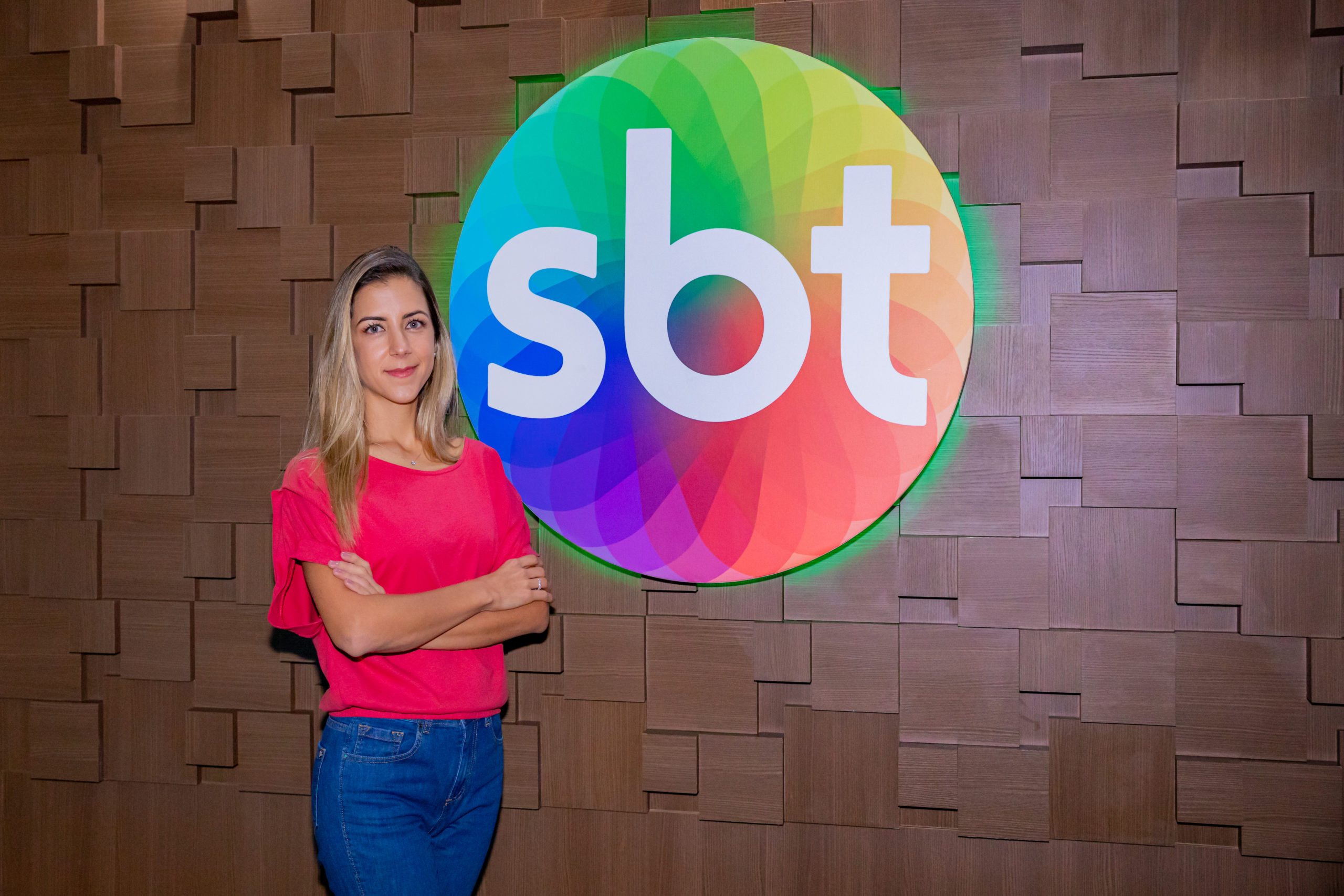 SBT anuncia contratação da jornalista Domitila Becker