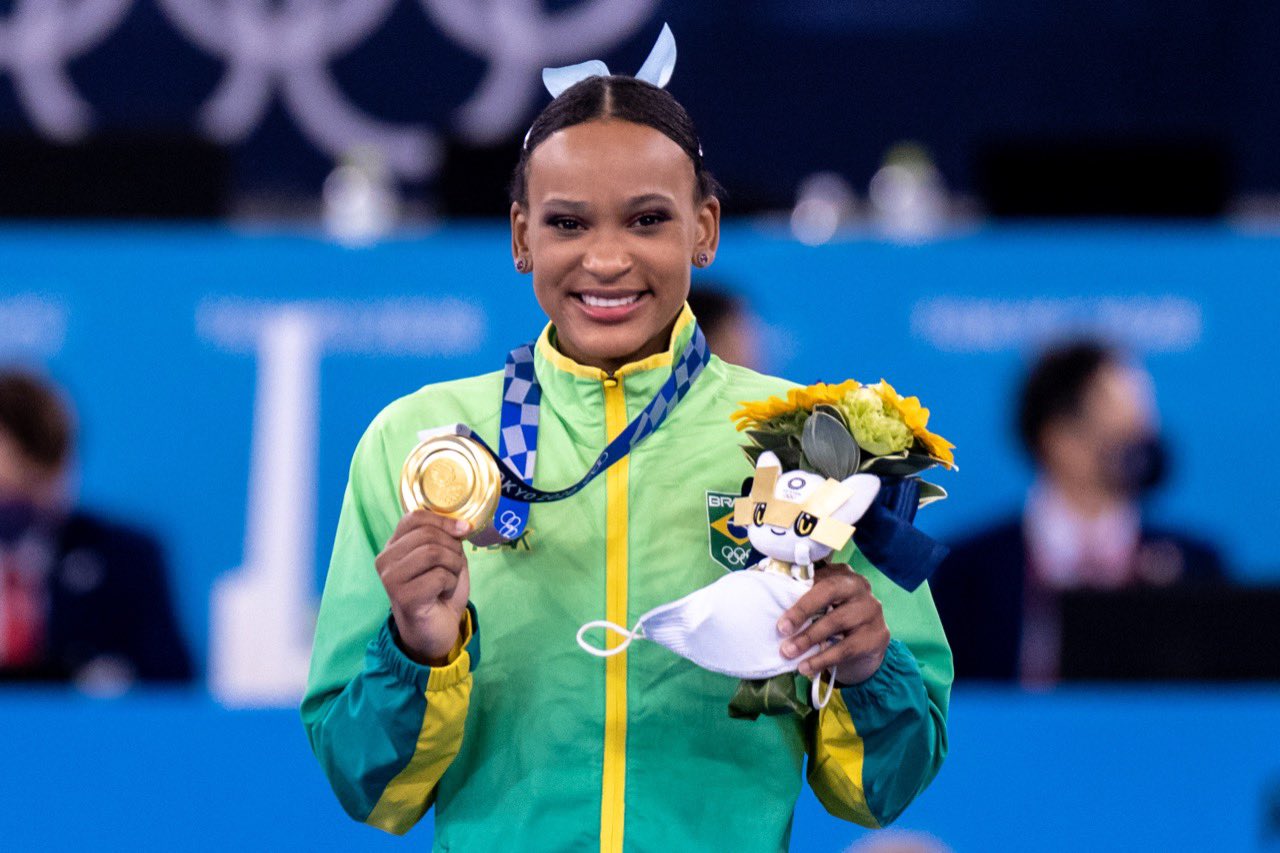 JOGOS OLÍMPICOS: Rebeca Andrade é ouro no salto e faz história em Tóquio