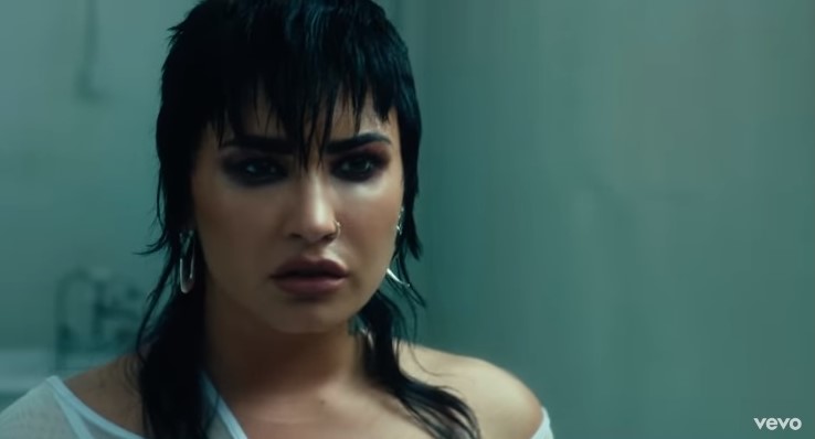 Poderosa, com “Skin Of My Teeth”, Demi Lovato mostra que não perdeu identidade musical