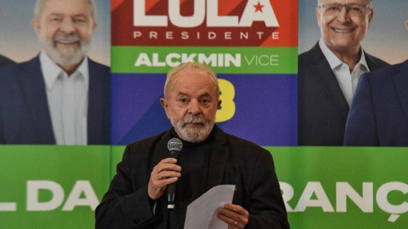 Campanha de Lula aciona o TSE contra datas de sabatina da Record TV