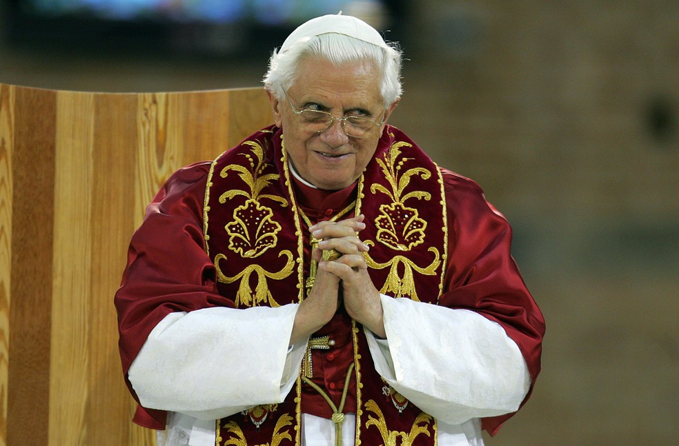 Papa emérito Bento XVI morre aos 95 anos