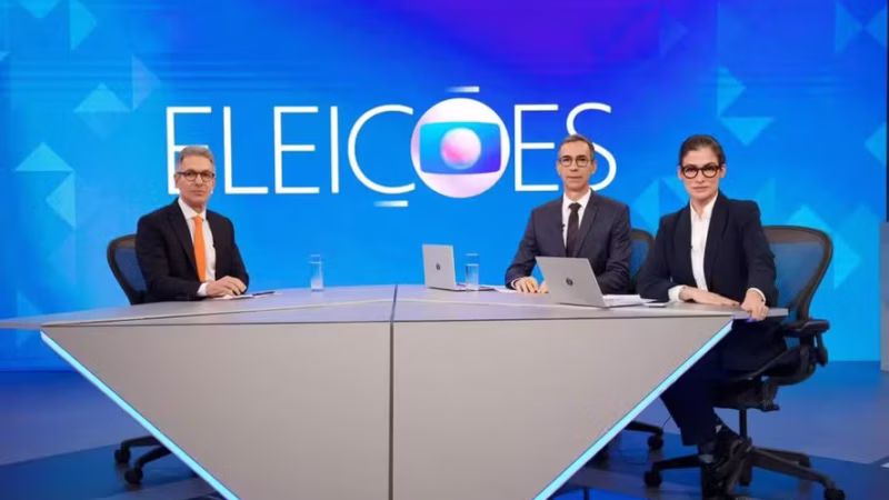 Zema foca em acenos à direita e economia em sabatina, mas comete gafe sobre mulheres